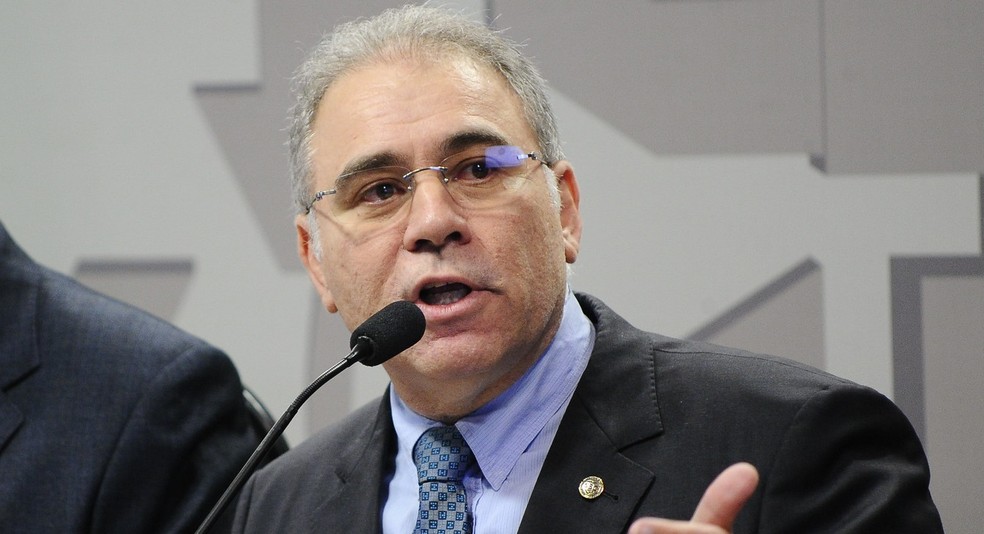 Novo ministro frustra Centrão, que não vê guinada na Saúde e destaca elo com a família Bolsonaro